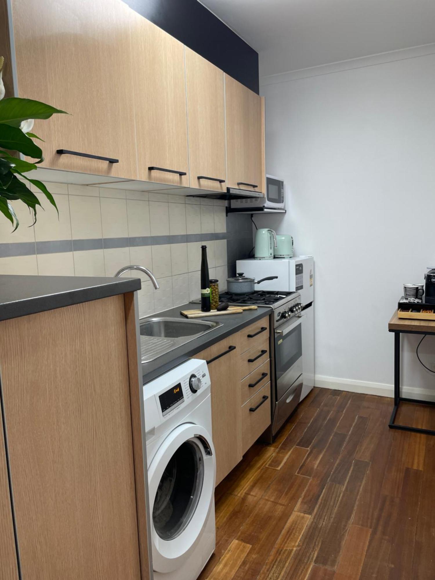 Compton Street Apartment 애들레이드 외부 사진